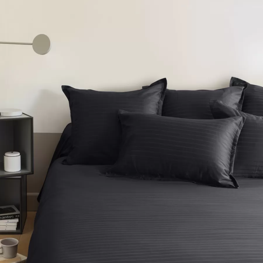 Carré Blanc Housses De Couette | Housse de couette satin de coton jacquard pois et rayures Prestige noir